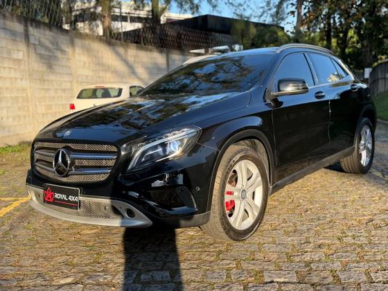 MERCEDES-BENZ GLA 200 1.6 CGI ENDURO 16V TURBO FLEX 4P AUTOMÁTICO MERCEDES-BENZ GLA 200 1.6 CGI ENDURO 16V TURBO FLEX 4P AUTOMÁTICO